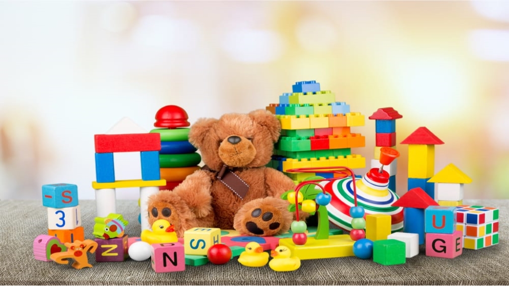 toys spending pandemic Mattel